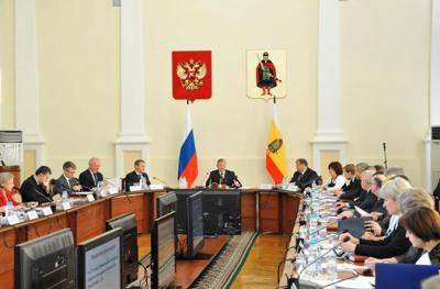 Олег Ковалёв поручил проверить, где зарегистрированы рязанские предприятия-налогоплательщики