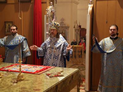 Митрополит Марк возглавил божественную литургию в Иоанно-Богословском мужском монастыре
