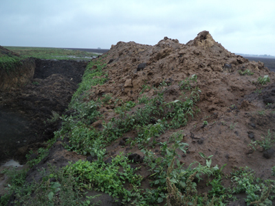 В Пронском районе обнаружен незаконный котлован