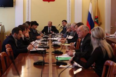 Владимир Скрипченко рекомендовал информировать представителей ТОСов о публичных слушаниях