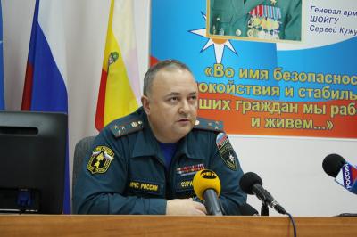 Александр Сурин