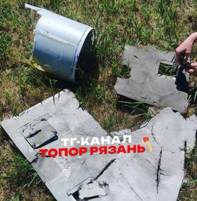Под Рязанью нашли обломки сбитых беспилотников