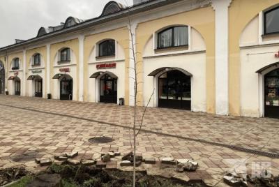 Из Торговых рядов на улице Кольцова в Рязани выселяют предпринимателей