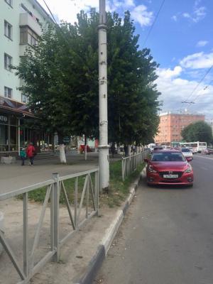 Рухнувший в центре Рязани столб поставили на место