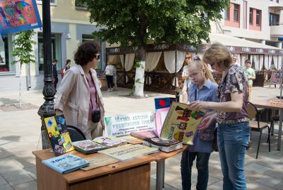 Почтовая превратилась в самую читающую улицу Рязани
