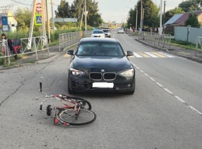 Под Рязанью автомашина BMW сбила юную велосипедистку