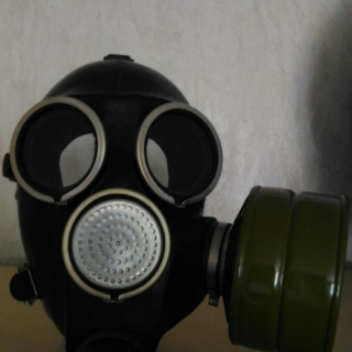 У рязанского предпринимателя изъяли фальсифицированные противогазы