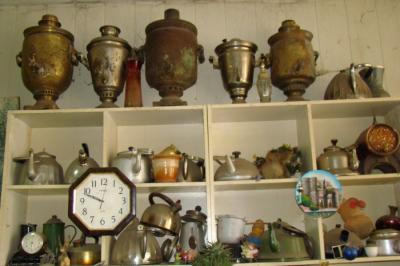 Две подружки из Пронского района сдали украденную посуду в пункт приёма вторсырья