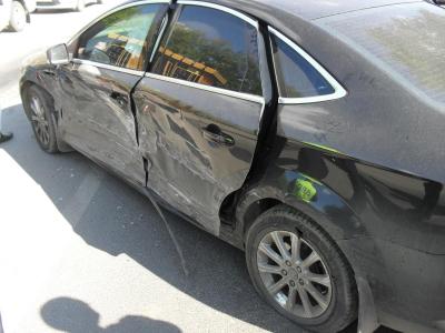 ВАЗ-2114 столкнулся с двумя иномарками в Рязани