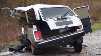 «ЛИАЗ» размазал ВАЗ-2104 близ Михайлова