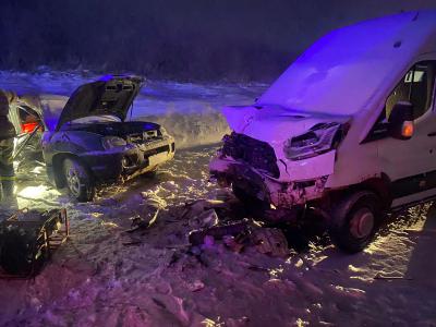 Под Скопином столкнулись Hyunday Santa Fe и Ford Transit, погиб один пассажир