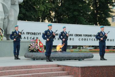На площади Победы Рязани встретили День памяти и скорби