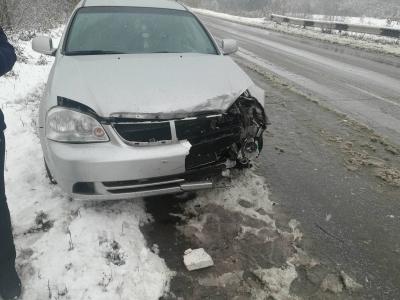 На мосту в Милославском районе столкнулись три иномарки