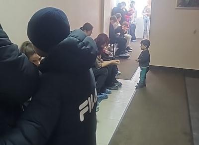 Рязанцы пожаловались на трёхчасовую очередь к врачу