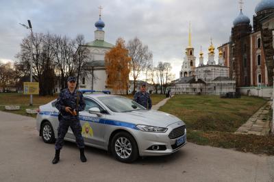 Рязанские росгвардейцы задержали в банке буяна