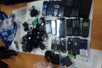 В рязанской ИК-3 изъяли крупную партию запрещённых предметов