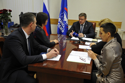 Николая Любимова попросили отремонтировать дорогу под Шацком