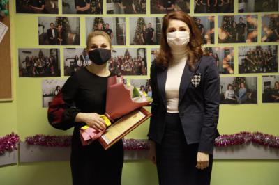 Юлия Рокотянская наградила волонтёров