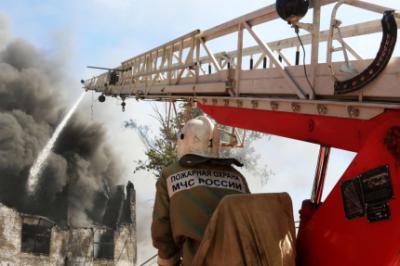 Появились фото с места пожара на рязанском КРЗ