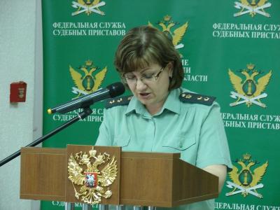 Рязанцы отдают долги, чтобы выехать за рубеж