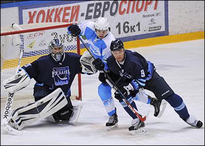 ХК «Рязань» дома попал под «Торос»