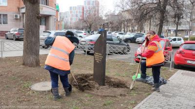 Рязанские коммунальщики продолжают благоустраивать городские территории
