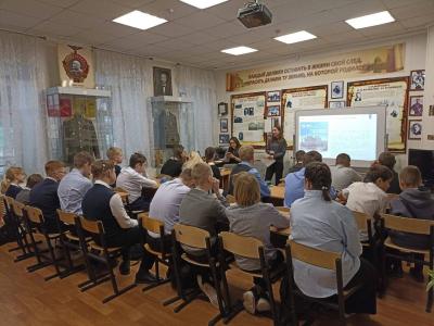 Специалисты компании «Р-Энергия» провели урок для шестиклассников