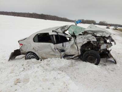В Кораблинском районе погиб водитель Renault Logan,столкнувшийся с большегрузом