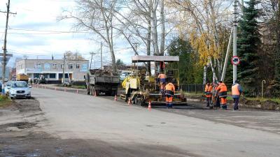 Новый асфальт в центре Ермиши появится к концу октября