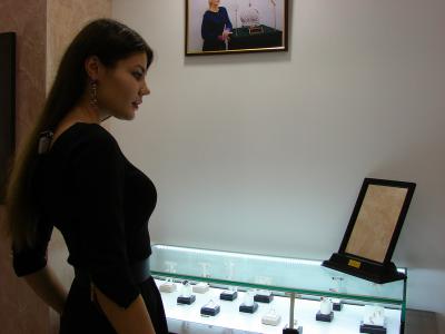 Участницы конкурса «Мисс Рязань 2014» посетили ювелирный салон