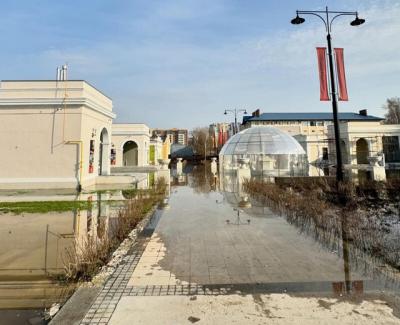 Рязанцы запечатлели разлив в Торговом городке