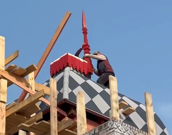 Шатрику Летнего клуба Благородного собрания в Рязани вернули первоначальный декор