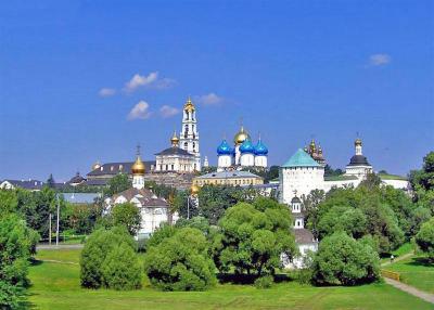 Рязанский митрополит провёл молебен в Свято-Троицкой Сергиевой Лавре