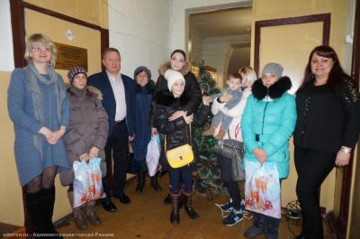 Перед Новым годом более сотни рязанских семей получили продуктовые наборы
