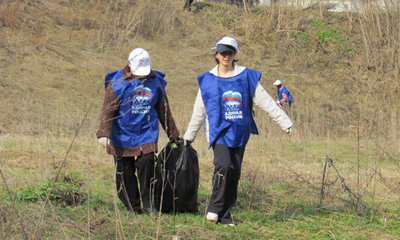 «Единая Россия» убралась в Рязани