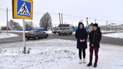 Появились подробности ДТП в Сасово, где автомобиль сбил двух девочек на пешеходном переходе