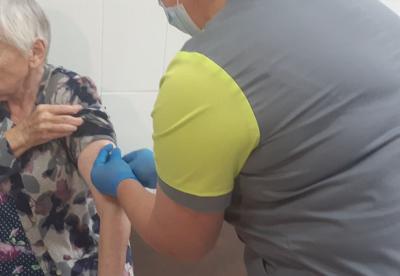 Рязанцев начали вакцинировать от пневмококковой инфекции