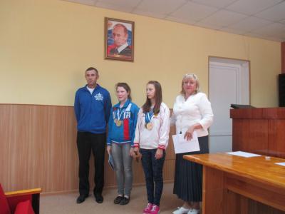 Победительниц первенства мира по пауэрлифтингу поздравили в Кораблино