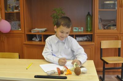 Воспитанники Солотчинской школы-интерната получили наглядные пособия