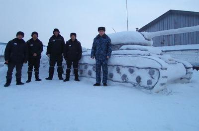 В Рязанской области осуждённые слепили танк Т-34 и ЗРК С-300