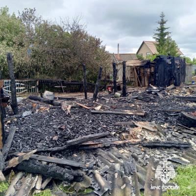 В Кадомском районе сгорели четыре хозпостройки