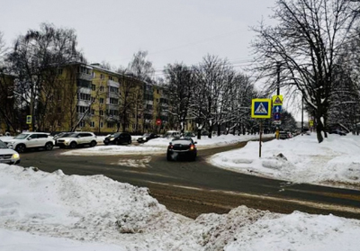 На улице Тимуровцев в Рязани автоледи сбила школьника на пешеходном переходе