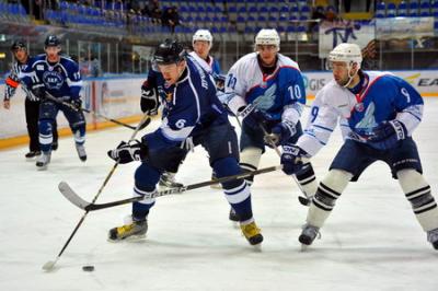 ХК «Рязань» дома проиграл «ТХК» по буллитам