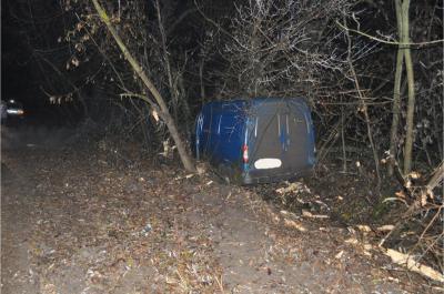 Близ Рыбного «Газель» улетела в кювет и врезалась в дерево, погиб пассажир