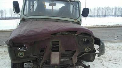 Под Сапожком УАЗ при обгоне протаранил Audi