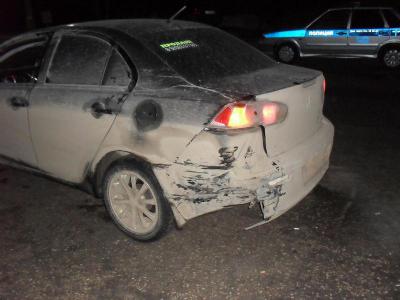 На улице Новосёлов в Рязани Renault SR догнал Mitsubishi Lancer