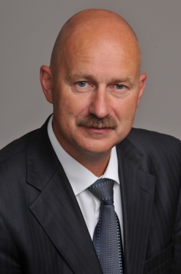 Александр Серебряков