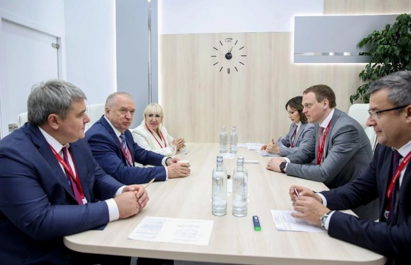 Представительства Рязанской области могут появиться в Казахстане, Узбекистане, Таджикистане, Вьетнаме и Индии