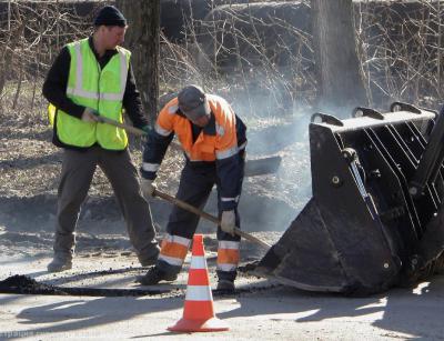 В Рязани залатали ямы ещё на восьми улицах
