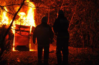 Четыре гаража унёс пожар в Мурмино